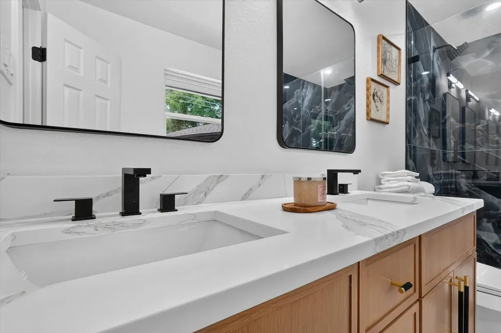 1104 Westwood Drive Plano TX 75075
