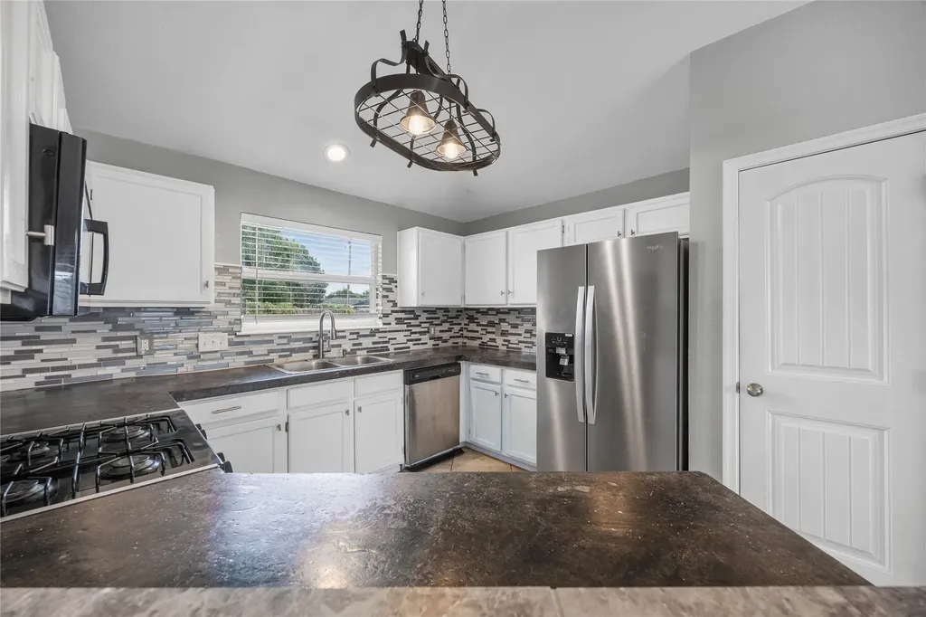 2217 Rockbluff Drive Rowlett TX 75088