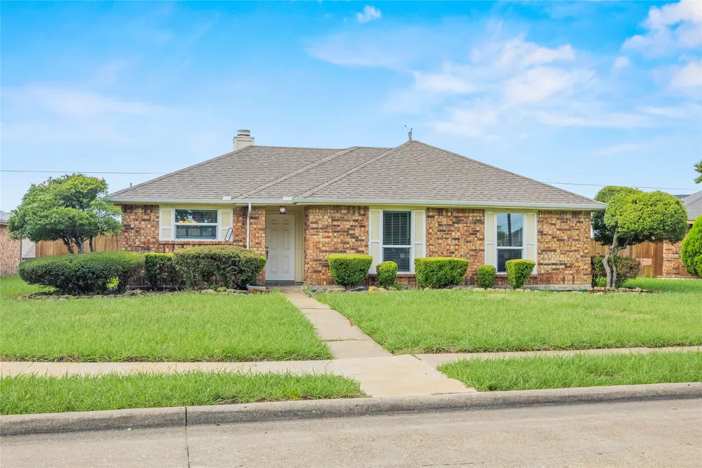 2217 Rockbluff Drive Rowlett TX 75088