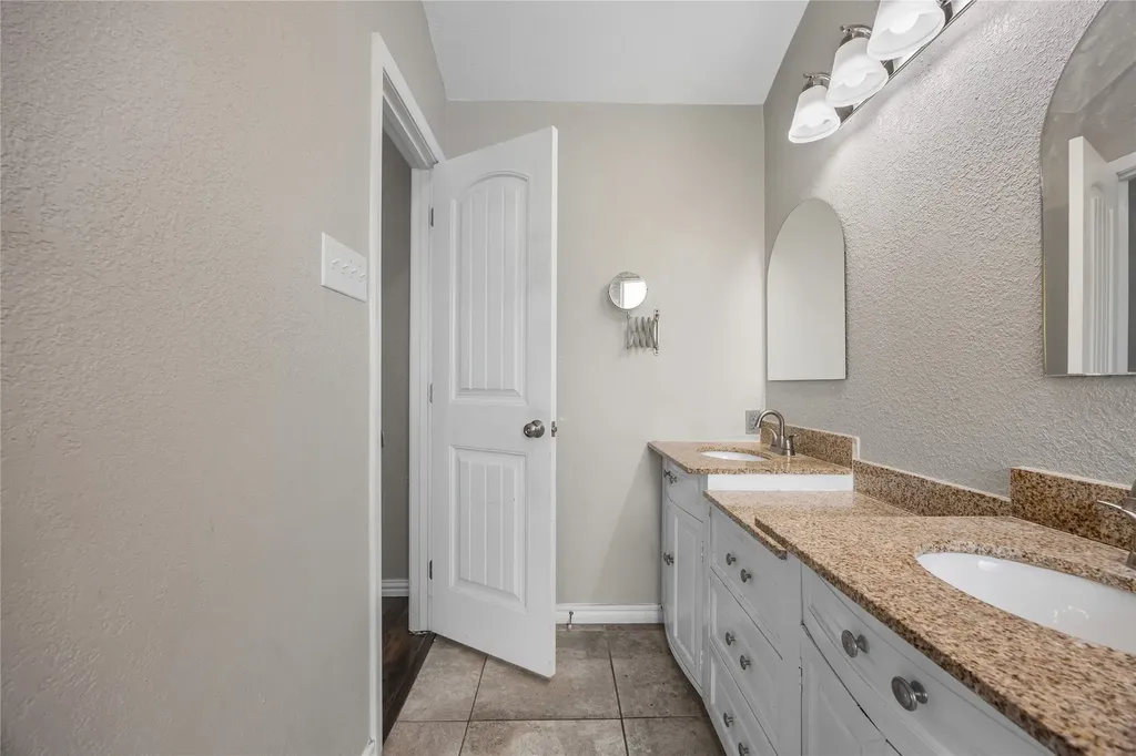 2217 Rockbluff Drive Rowlett TX 75088