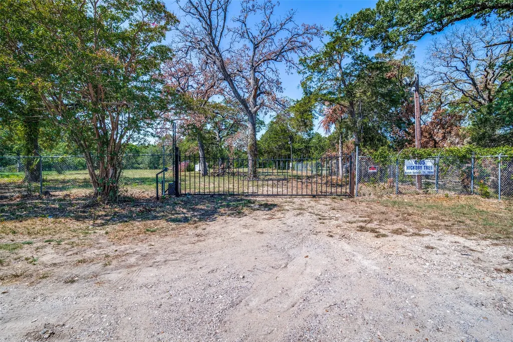 4105 Hickory Tree Road Balch Springs TX 75180