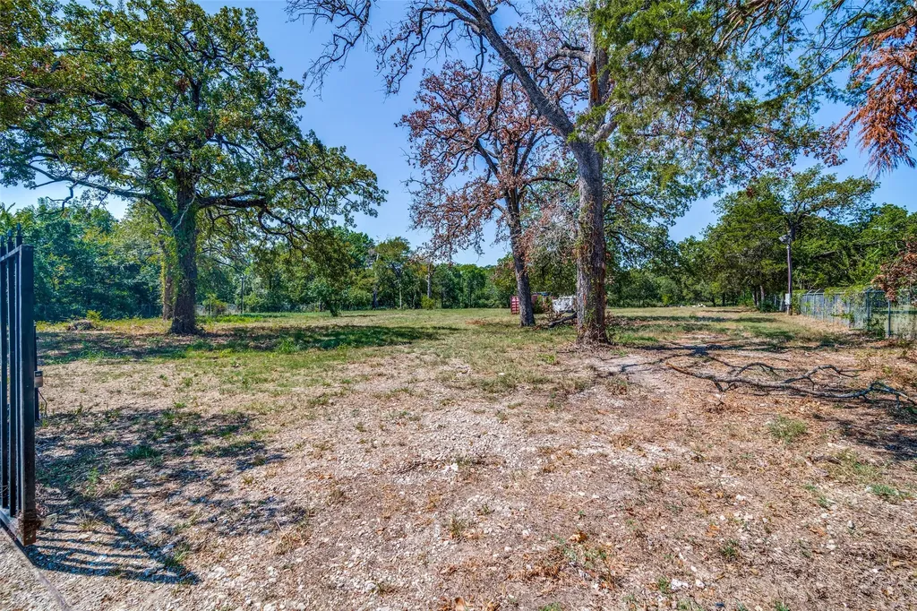 4105 Hickory Tree Road Balch Springs TX 75180