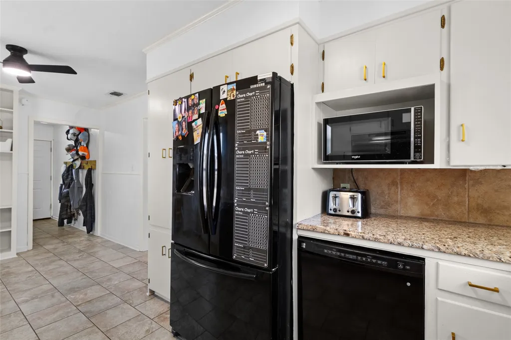8 Circle Drive Teague TX 75860