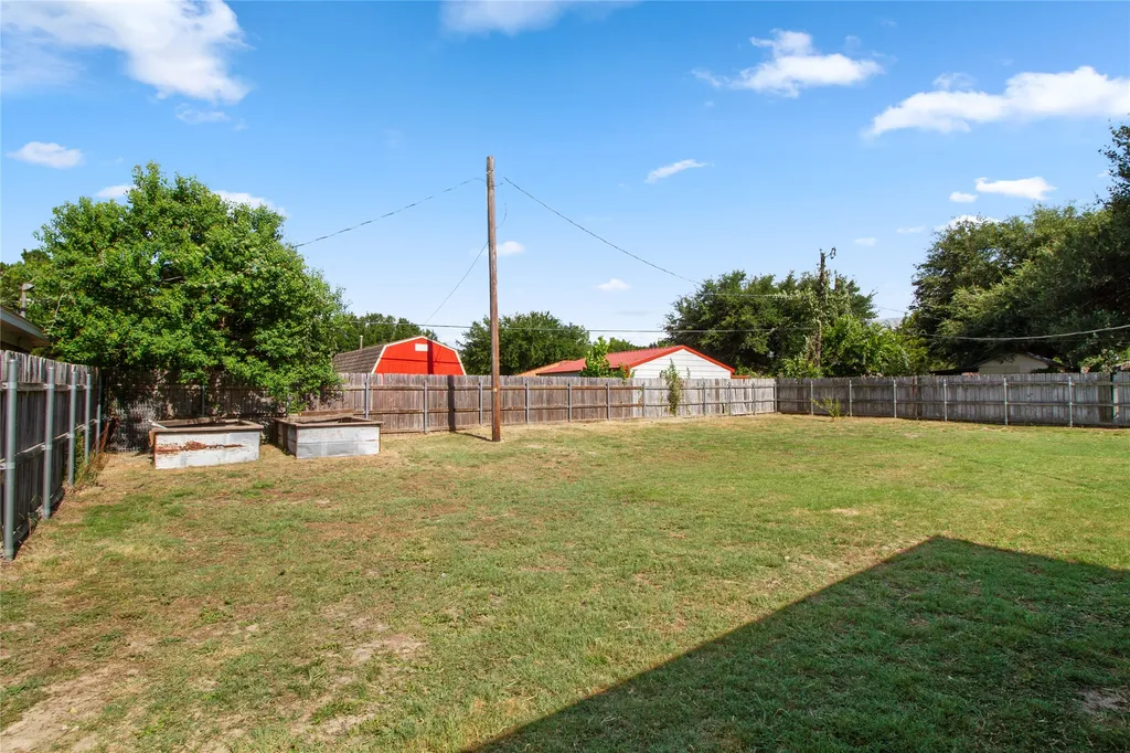 8 Circle Drive Teague TX 75860