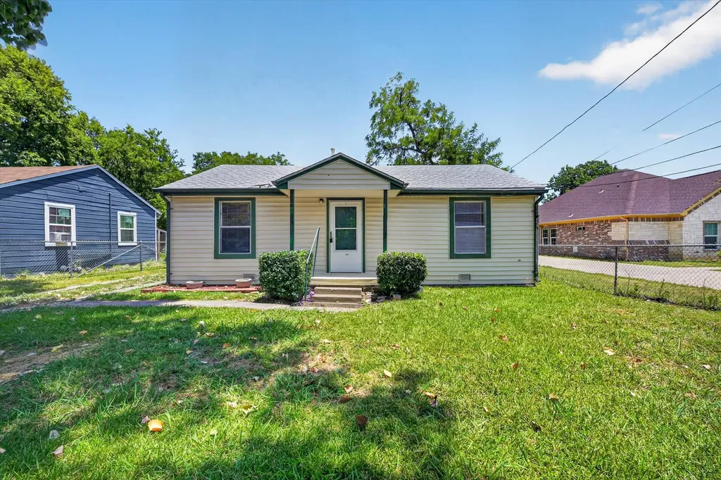 4450 Percy Street Lancaster TX 75134