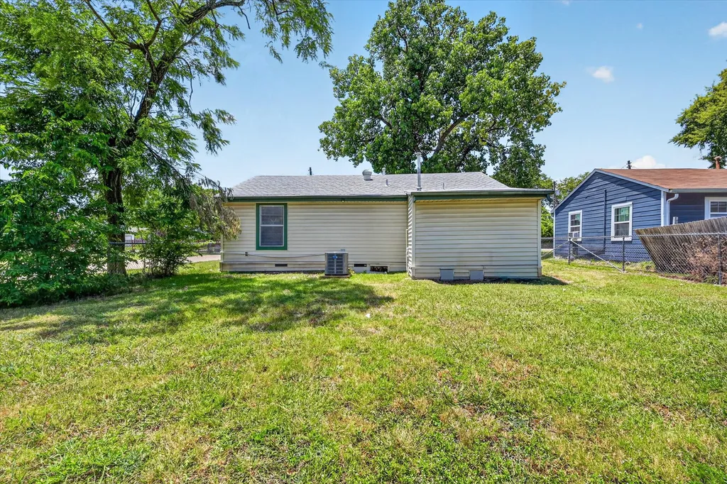 4450 Percy Street Lancaster TX 75134