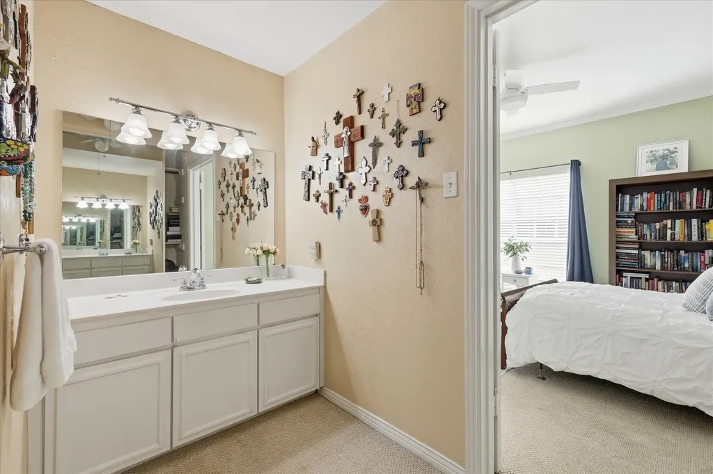 4415 S Bellaire Drive S Fort Worth TX 76109