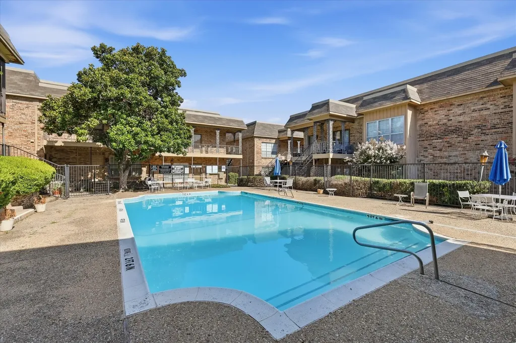 4415 S Bellaire Drive S Fort Worth TX 76109