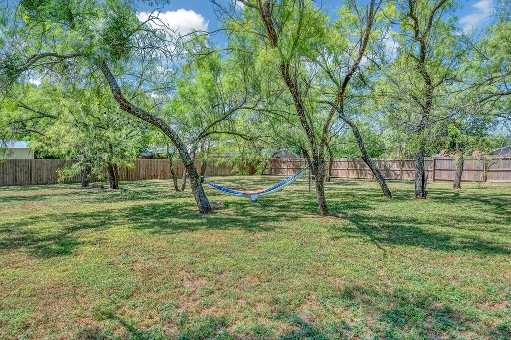 931 N Pecan Street Hico TX 76457
