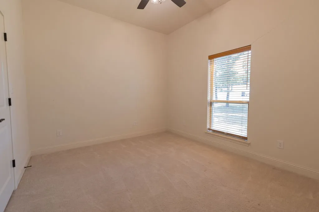 1013 Churchill Lane Millsap TX 76066