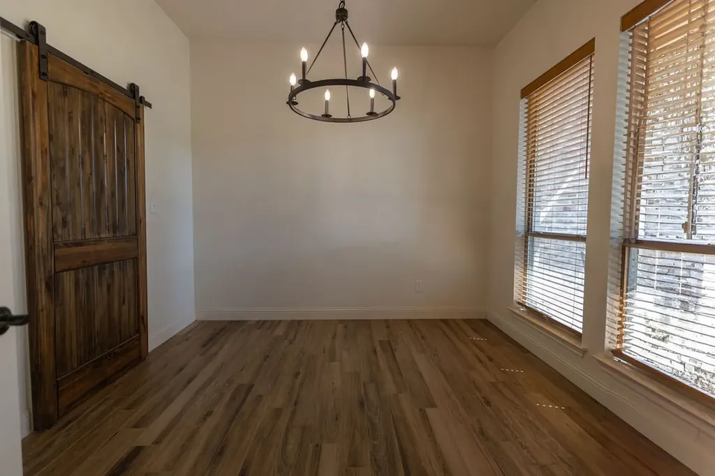 1013 Churchill Lane Millsap TX 76066