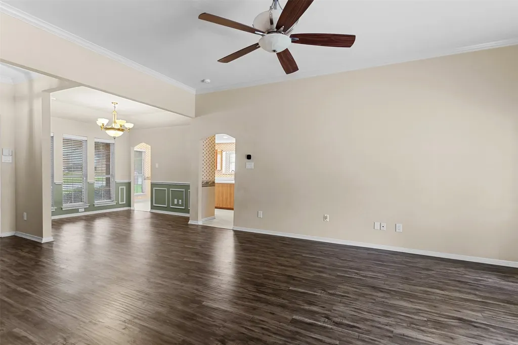 4908 Oldfield Drive Arlington TX 76016