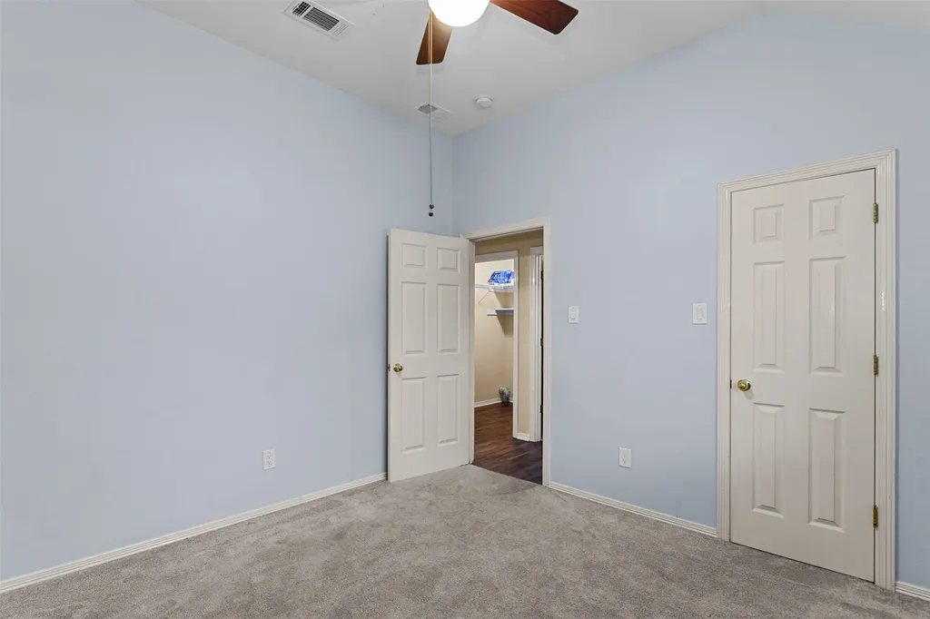 4908 Oldfield Drive Arlington TX 76016