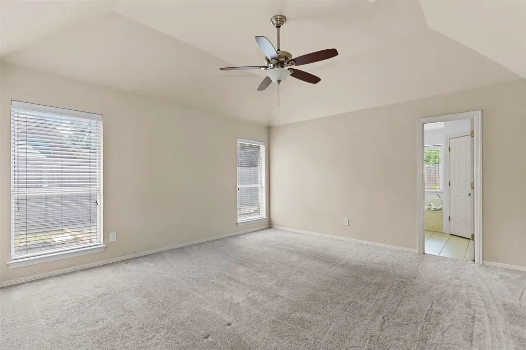 4908 Oldfield Drive Arlington TX 76016
