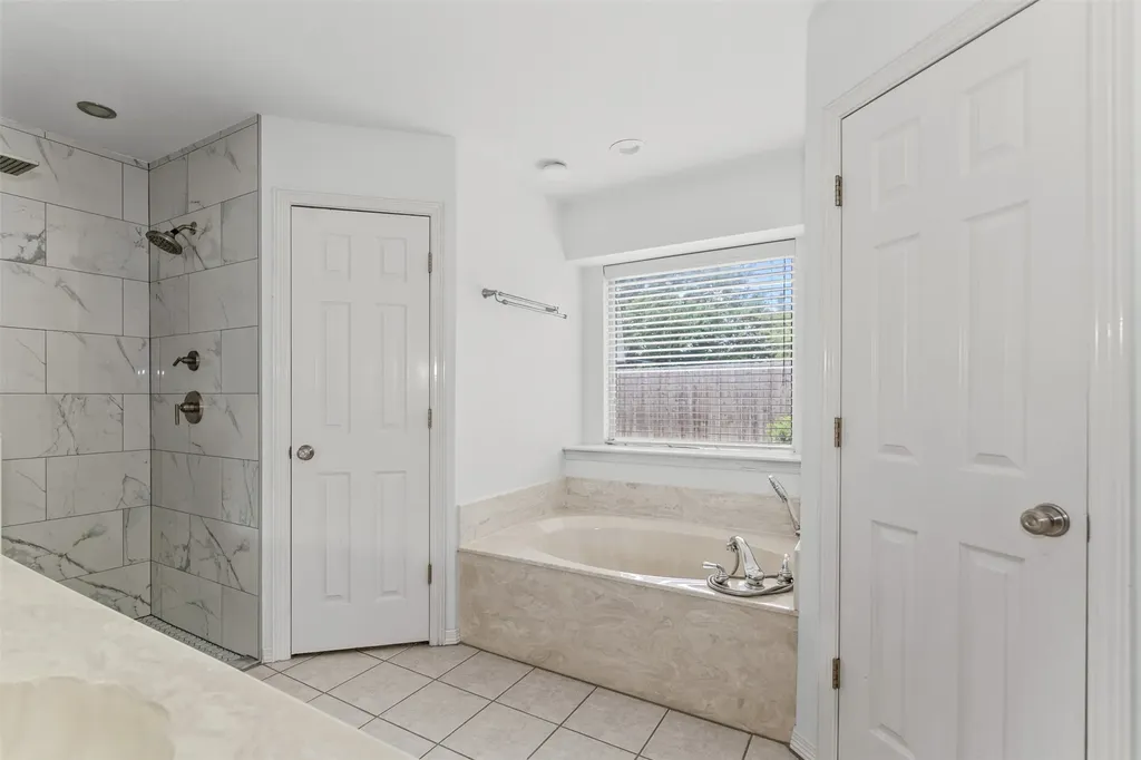 4908 Oldfield Drive Arlington TX 76016