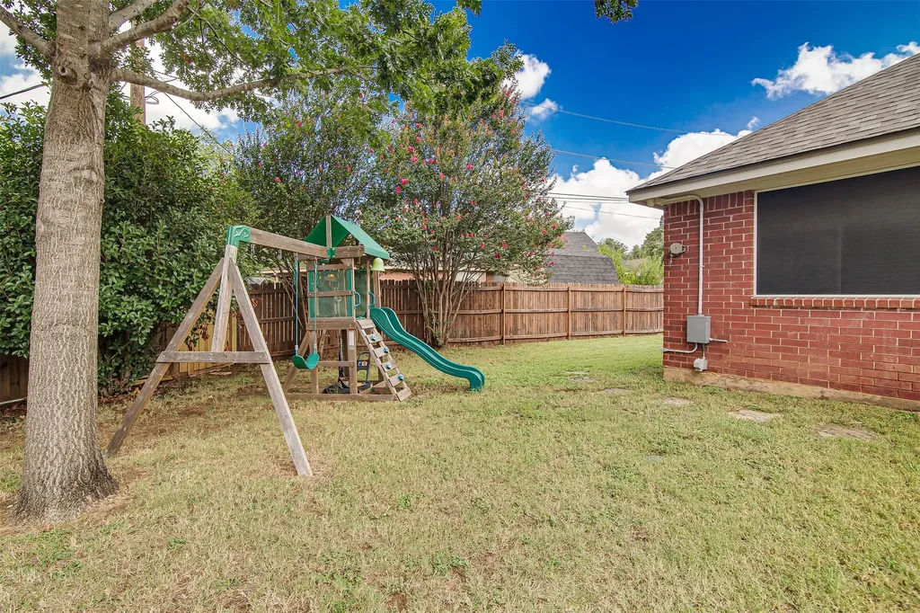 4908 Oldfield Drive Arlington TX 76016
