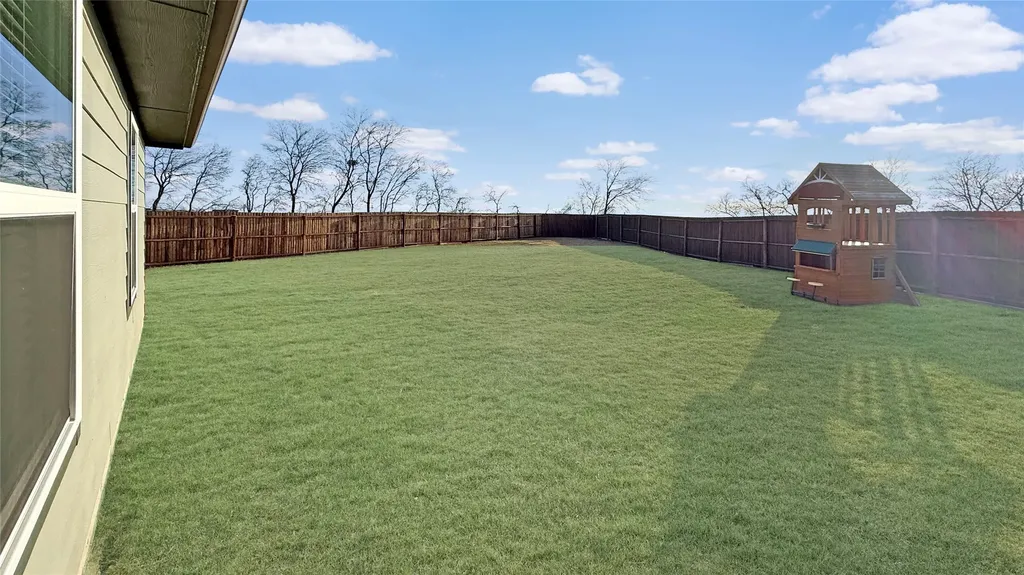 1310 Sideboard Drive Nevada TX 75173
