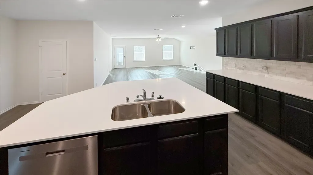 1310 Sideboard Drive Nevada TX 75173