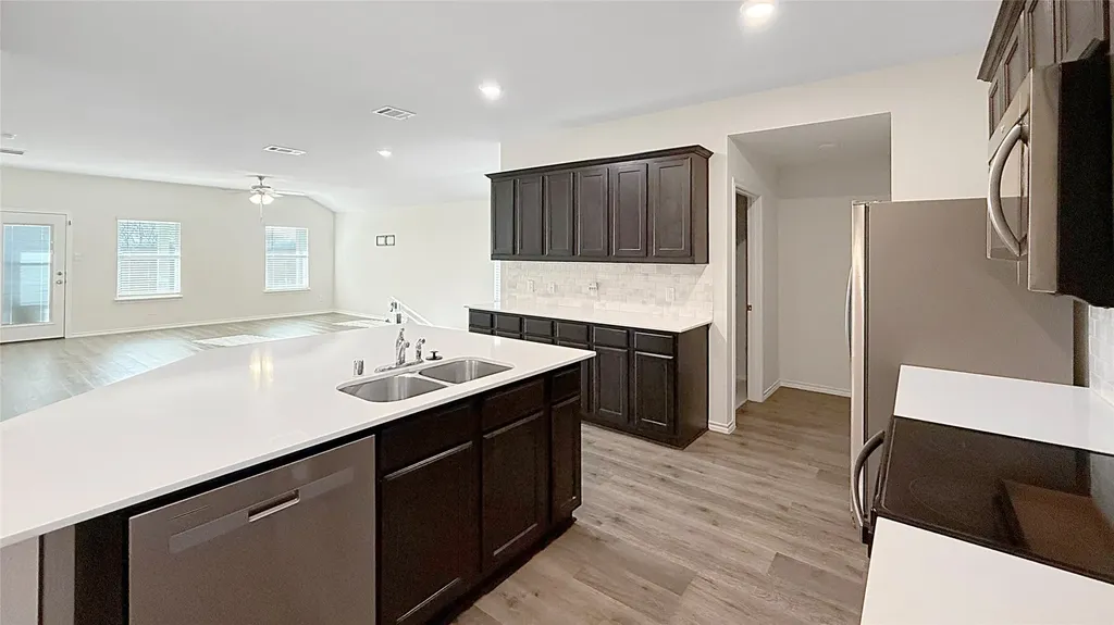 1310 Sideboard Drive Nevada TX 75173