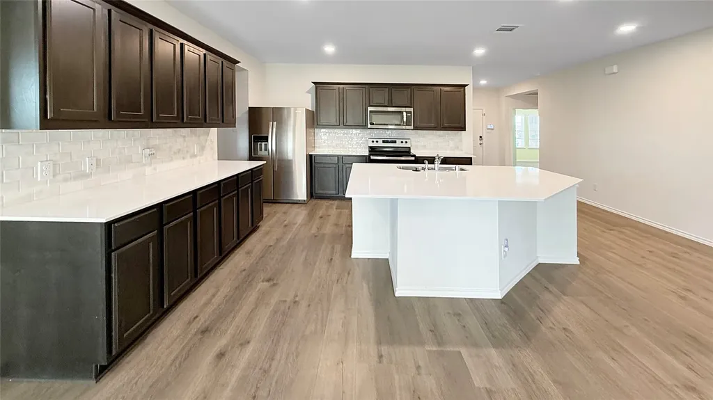 1310 Sideboard Drive Nevada TX 75173