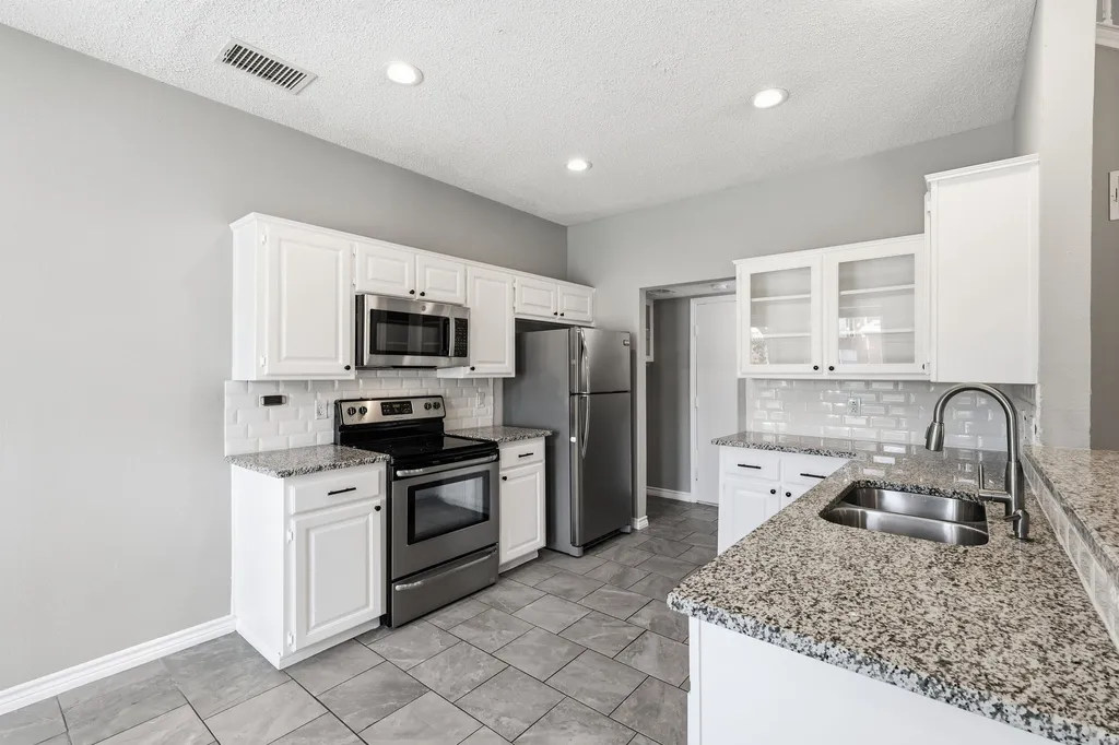 1778 Circle Creek Drive Lewisville TX 75067