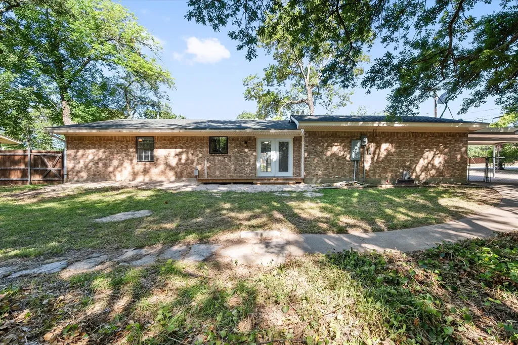 1702 Lazy U Drive Canton TX 75103