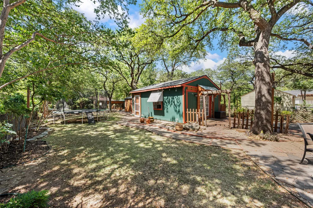 2334 Lotus Avenue Fort Worth TX 76111