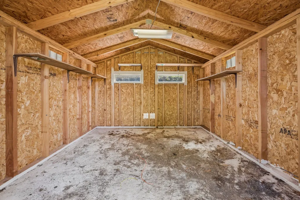 1725 Bardfield Avenue Garland TX 75041