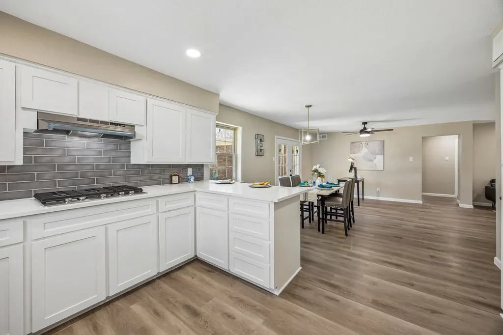 1725 Bardfield Avenue Garland TX 75041