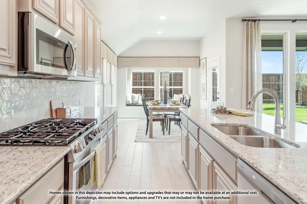 1252 Amberwood Lane Red Oak TX 75154
