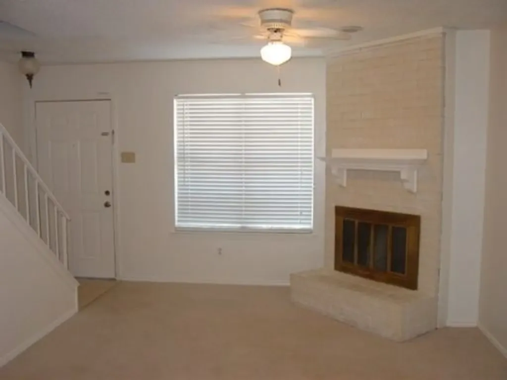 110 Graystone Place Duncanville TX 75137