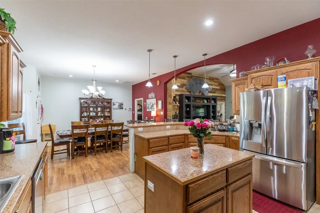 7922 County Road 229 Clyde TX 79510