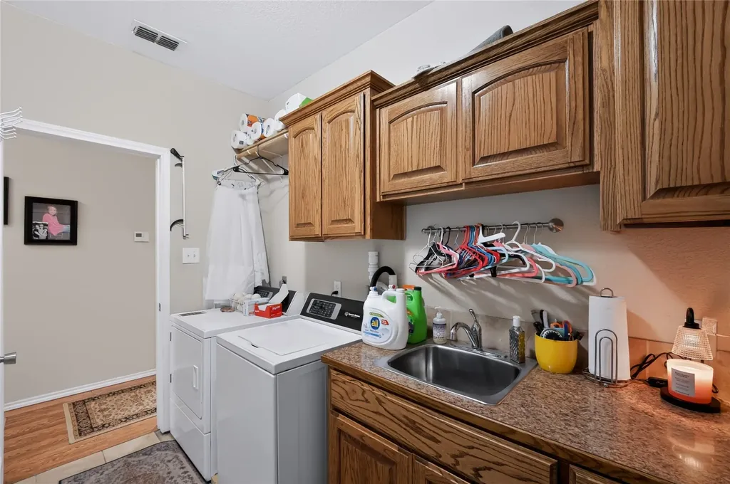 7922 County Road 229 Clyde TX 79510