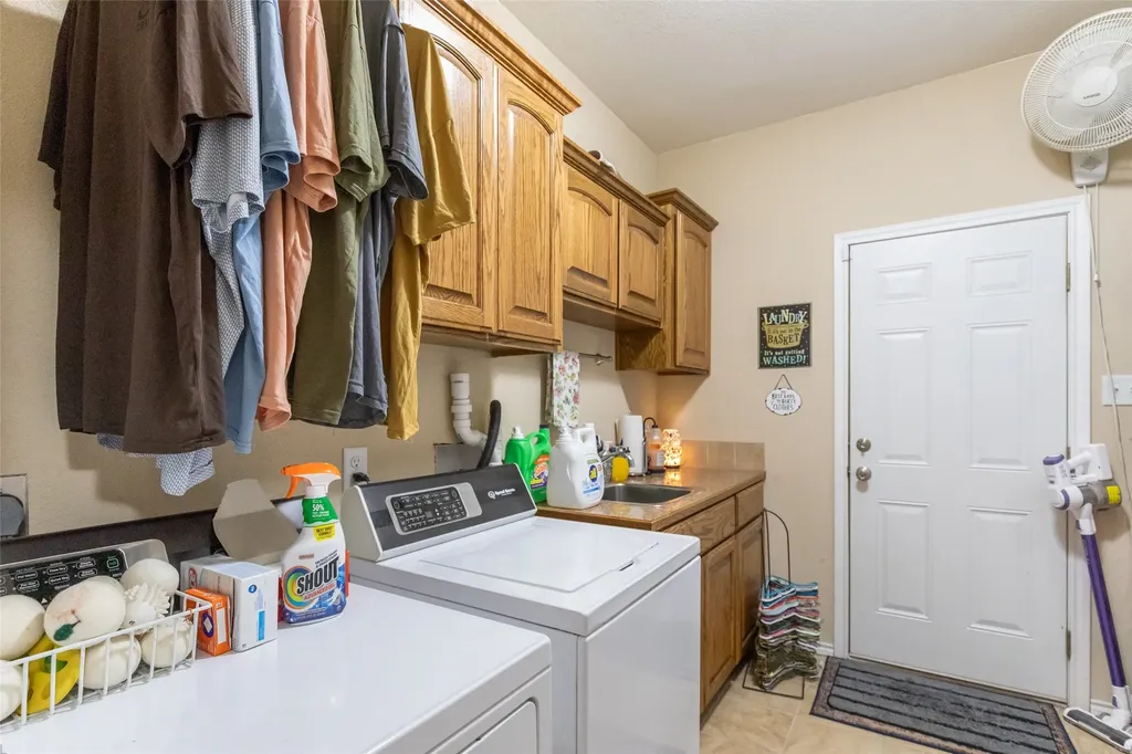 7922 County Road 229 Clyde TX 79510
