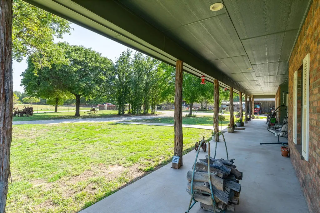 7922 County Road 229 Clyde TX 79510