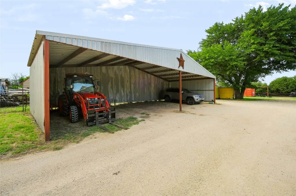 7922 County Road 229 Clyde TX 79510