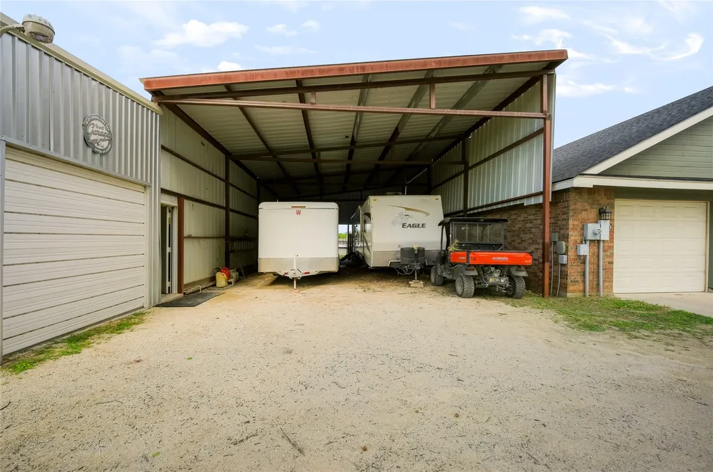 7922 County Road 229 Clyde TX 79510