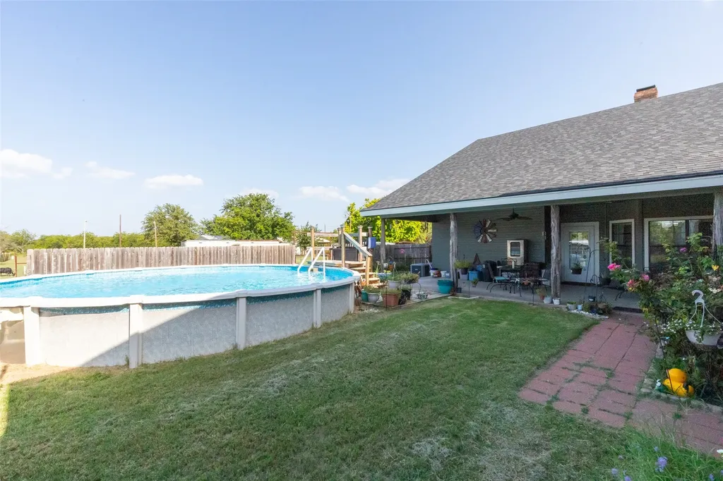 7922 County Road 229 Clyde TX 79510