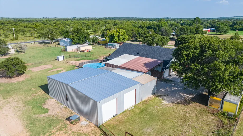 7922 County Road 229 Clyde TX 79510