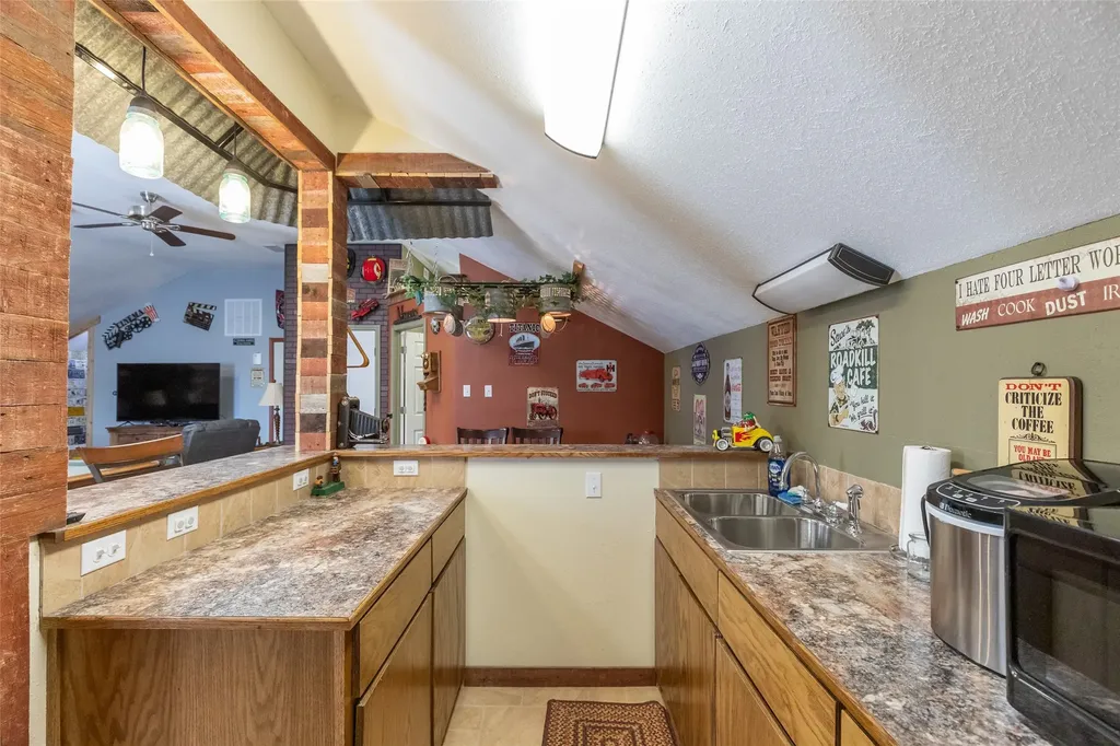 7922 County Road 229 Clyde TX 79510