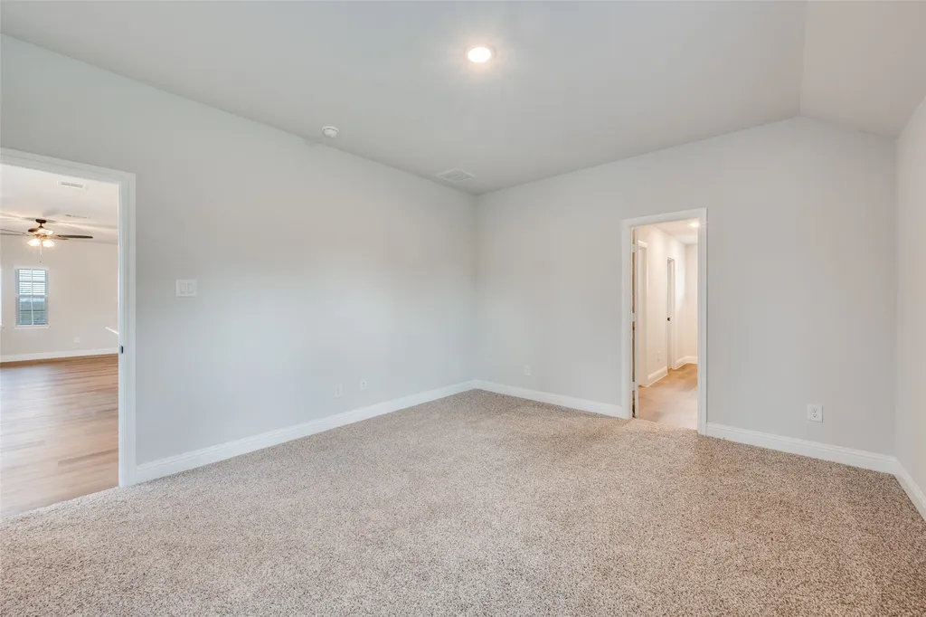 4711 Enclave Drive Sanger TX 76266