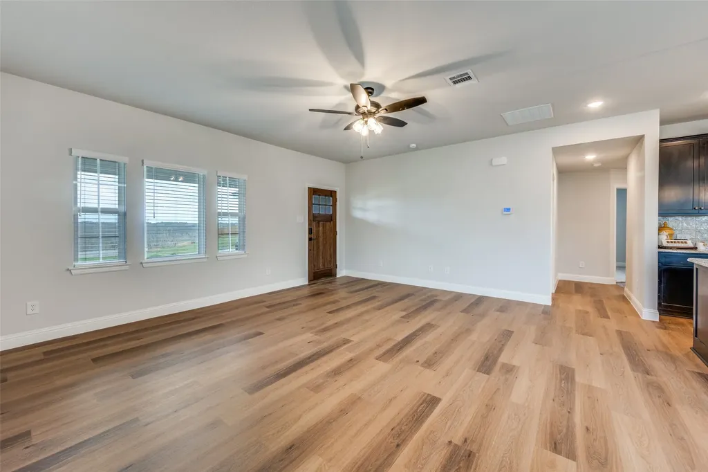 4711 Enclave Drive Sanger TX 76266
