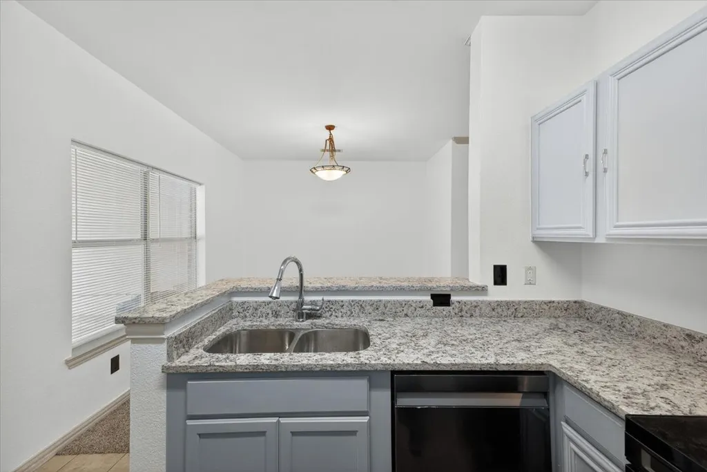 2312 Calendar Court Grand Prairie TX 75050
