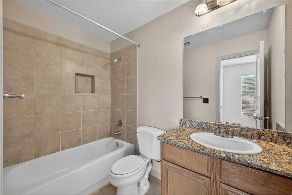 2312 Calendar Court Grand Prairie TX 75050