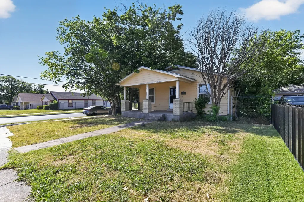 940 E Tucker Street Fort Worth TX 76104