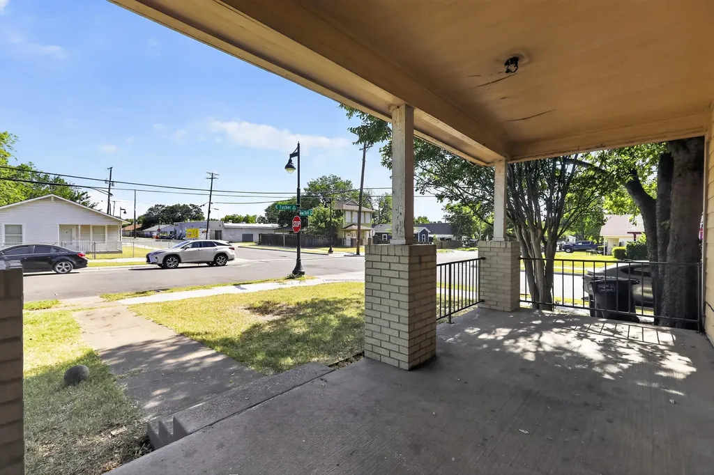 940 E Tucker Street Fort Worth TX 76104
