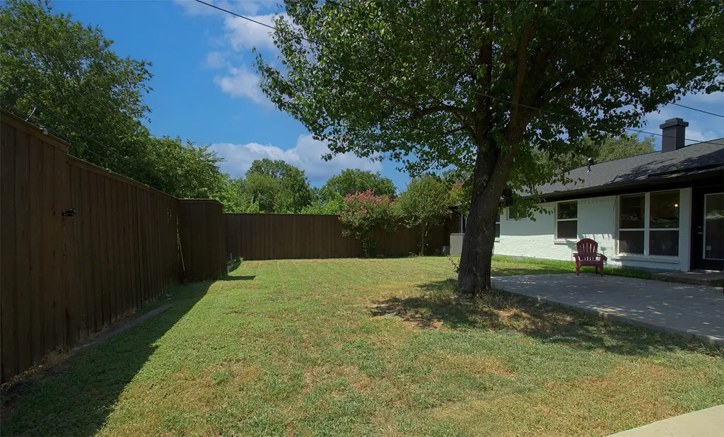 12220 Eunice Street Farmers Branch TX 75234