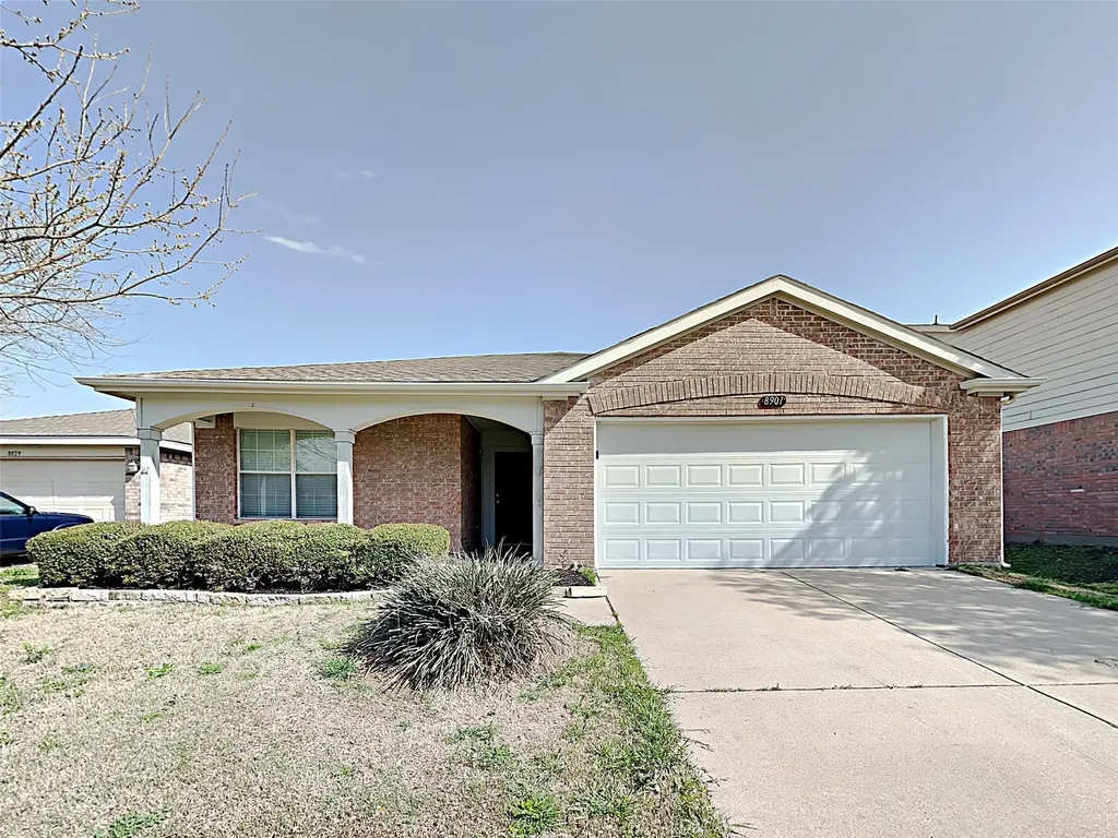8901 King Ranch Drive Cross Roads TX 76227