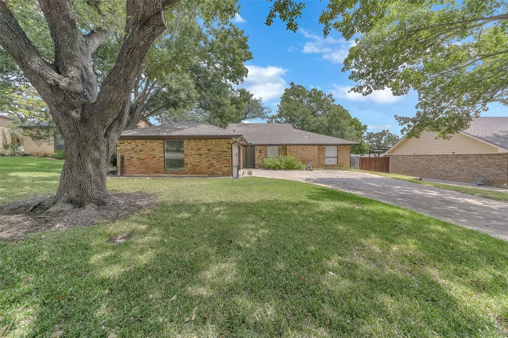 1401 San Gabriel Drive Denton TX 76205