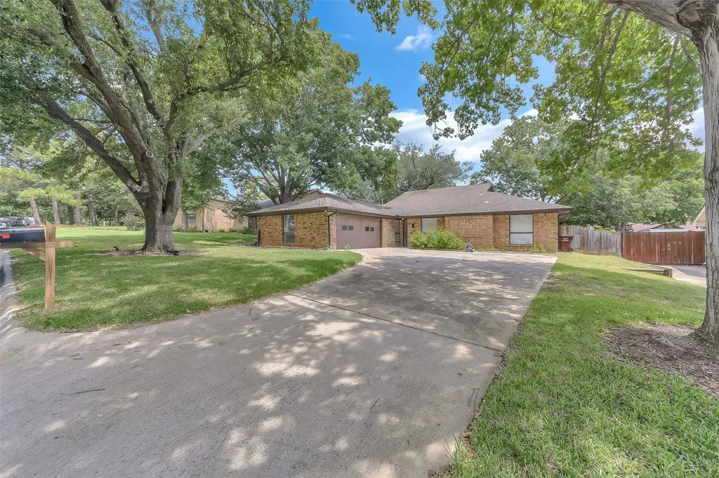 1401 San Gabriel Drive Denton TX 76205
